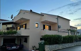 Delfin Apartments
